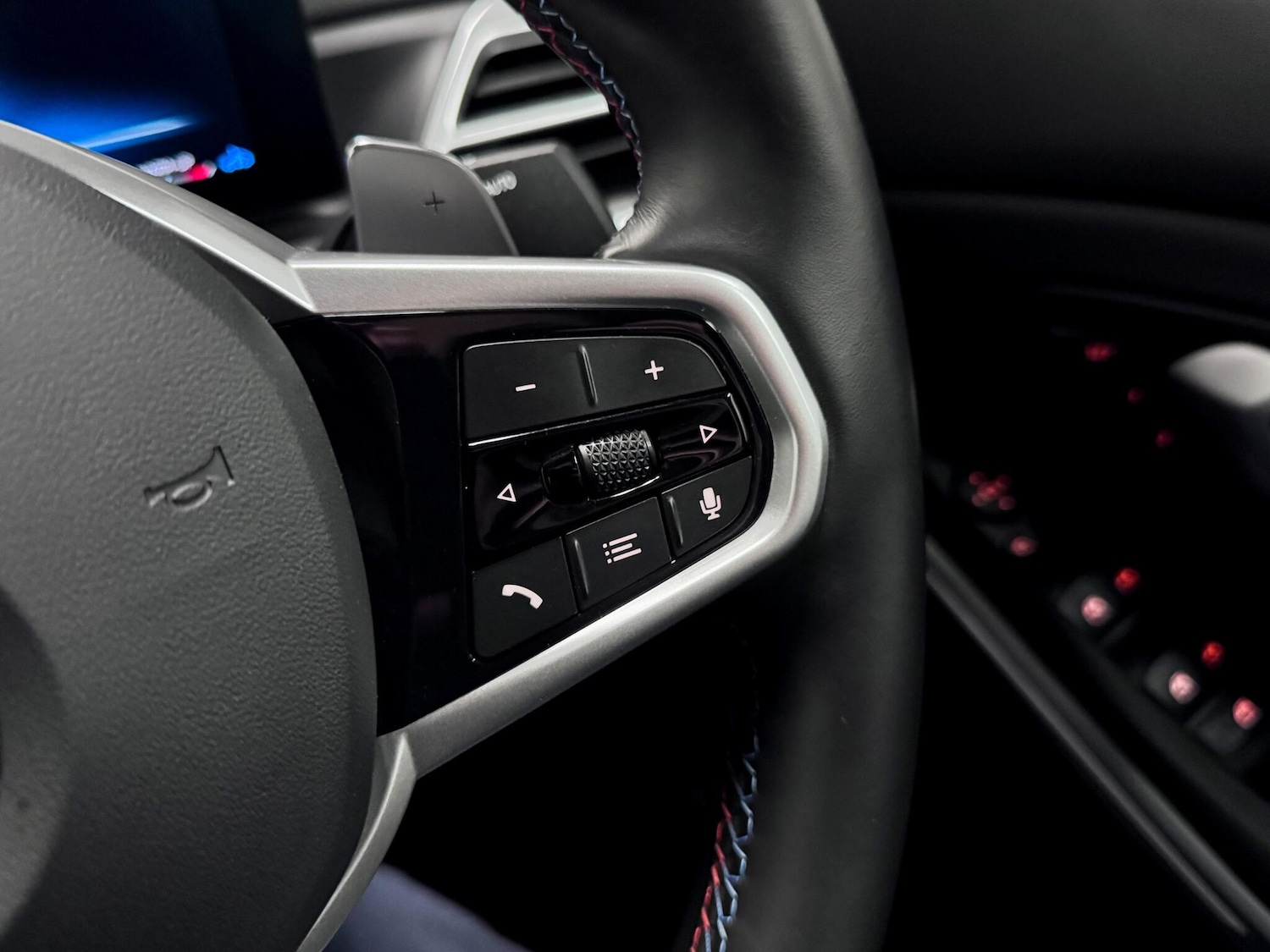 Used BMW 3 Series 2024 for sale - 77468940: Photo 34