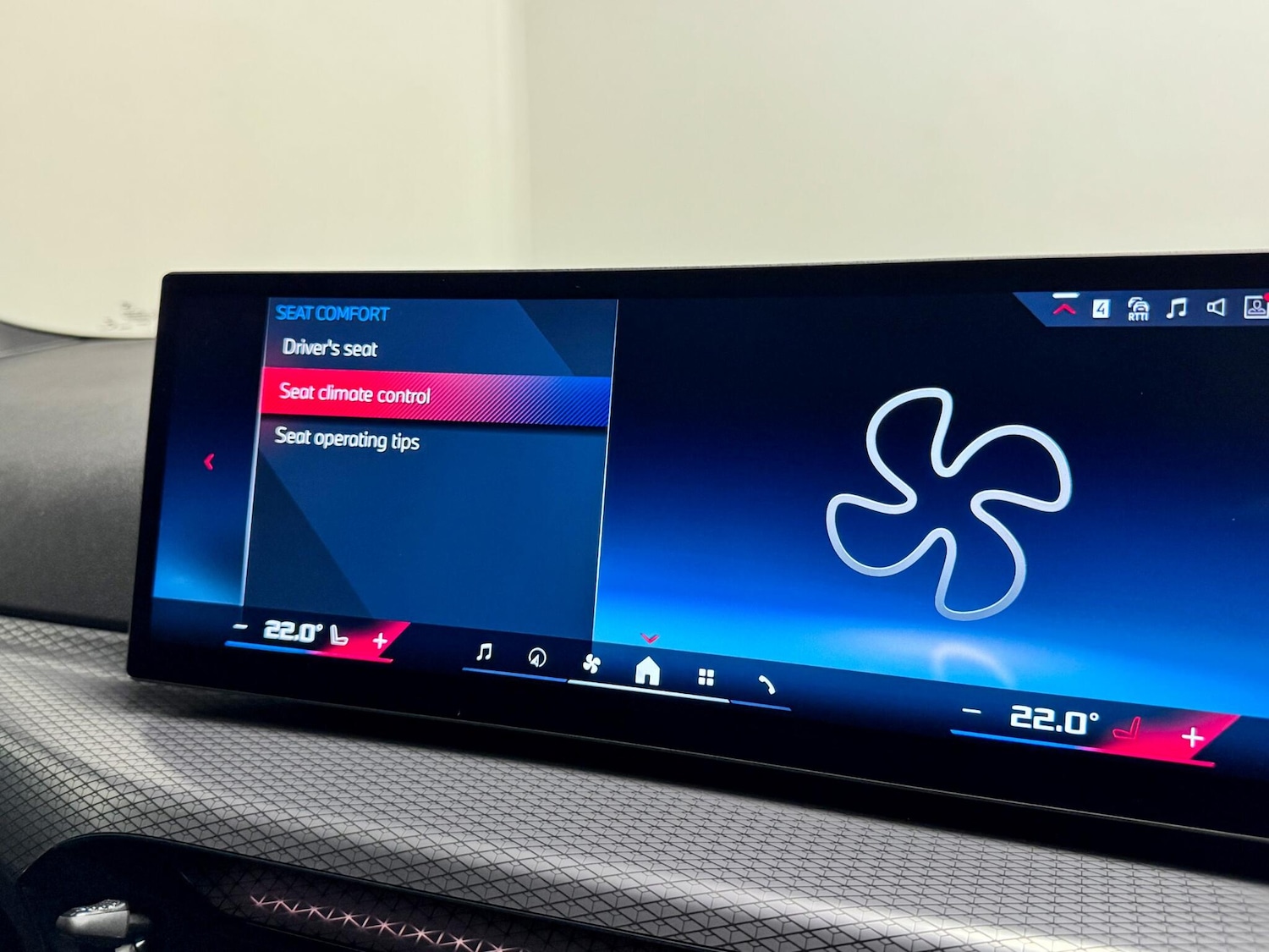 Used BMW 3 Series 2024 for sale - 77468940: Photo 45