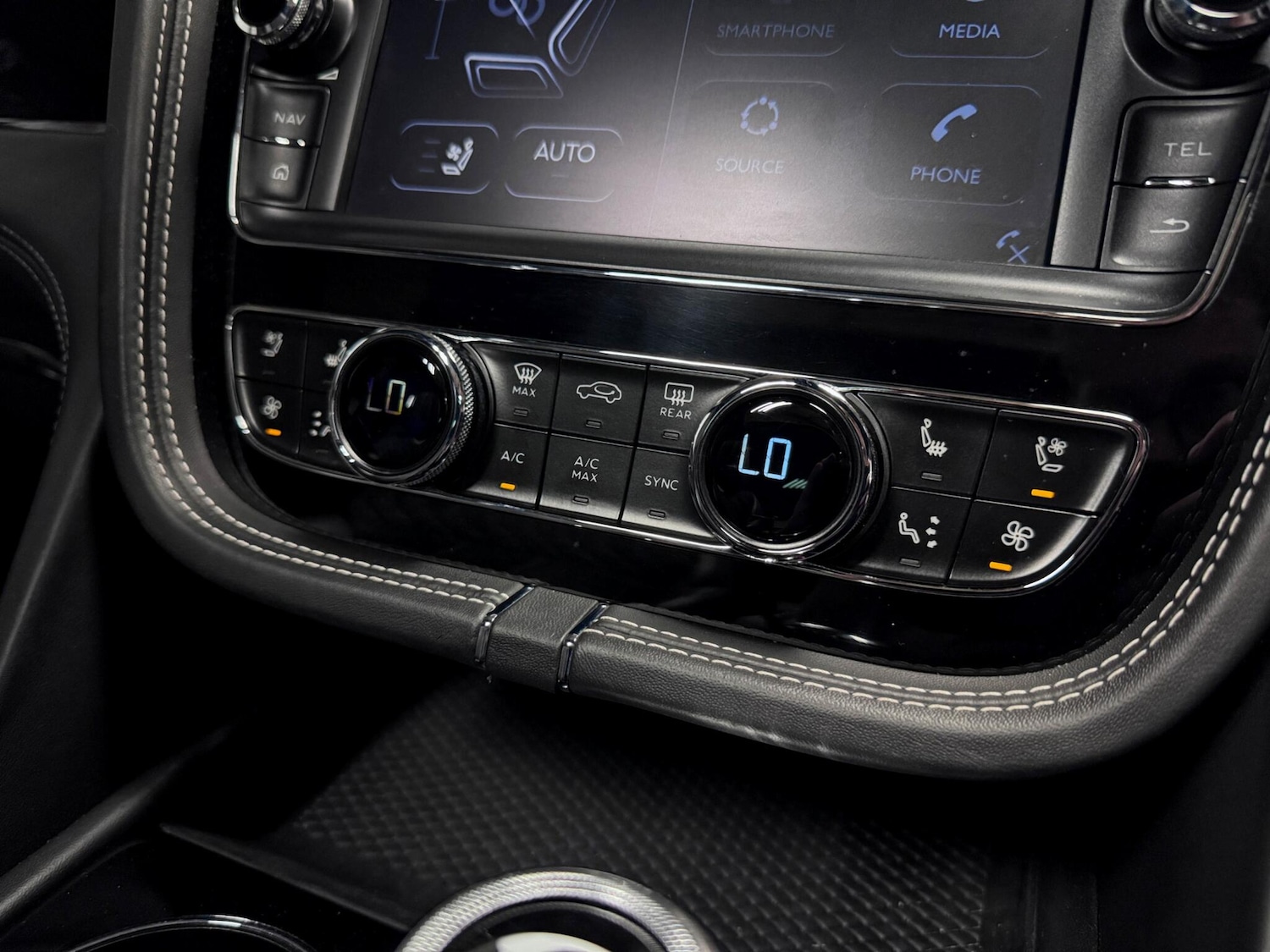 Used Bentley Bentayga 2017 for sale - 76472370: Photo 35