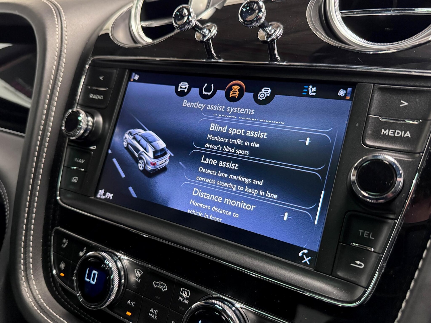 Used Bentley Bentayga 2017 for sale - 76472370: Photo 54