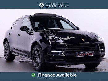 Used Porsche Macan 2021 for sale - 77254677: Photo