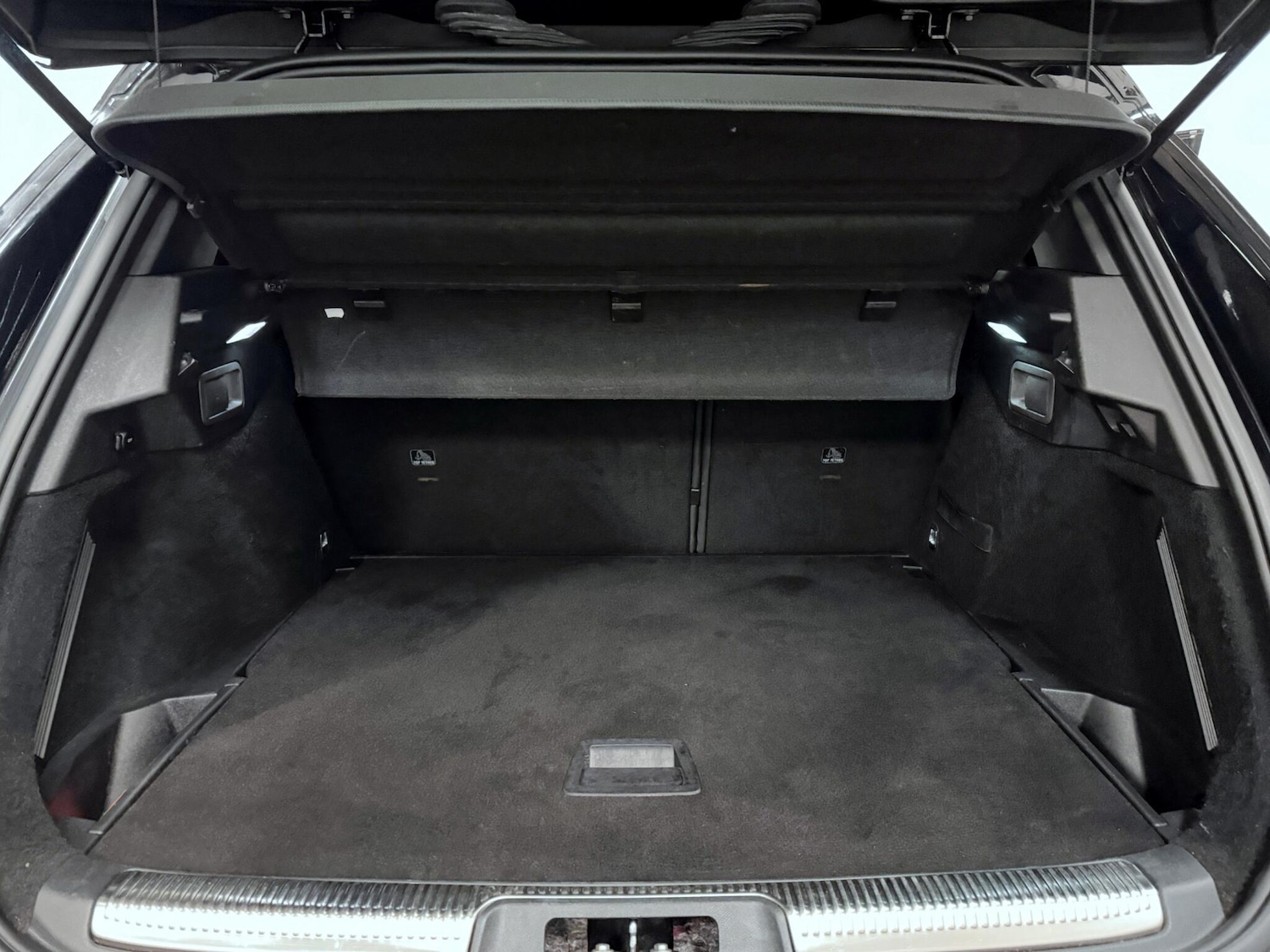 Used DS Automobiles DS 7 Crossback 2019 for sale - 76259757: Photo 12