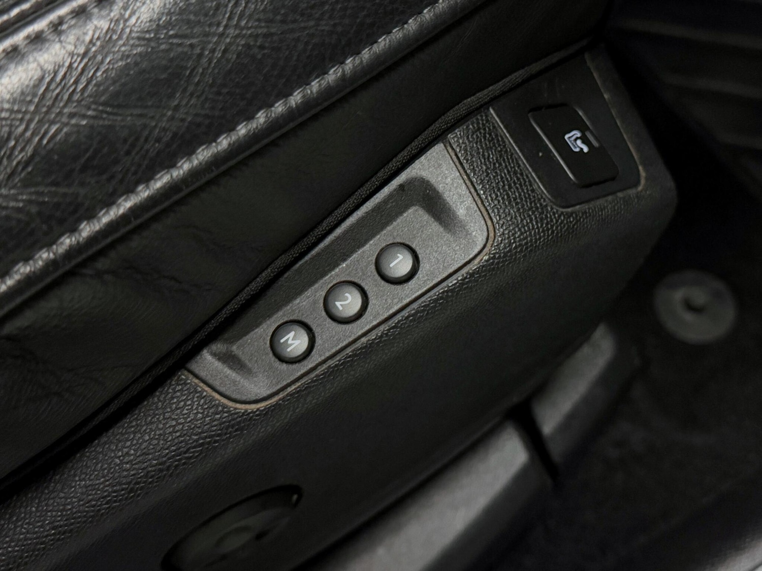 Used DS Automobiles DS 7 Crossback 2019 for sale - 76259757: Photo 18