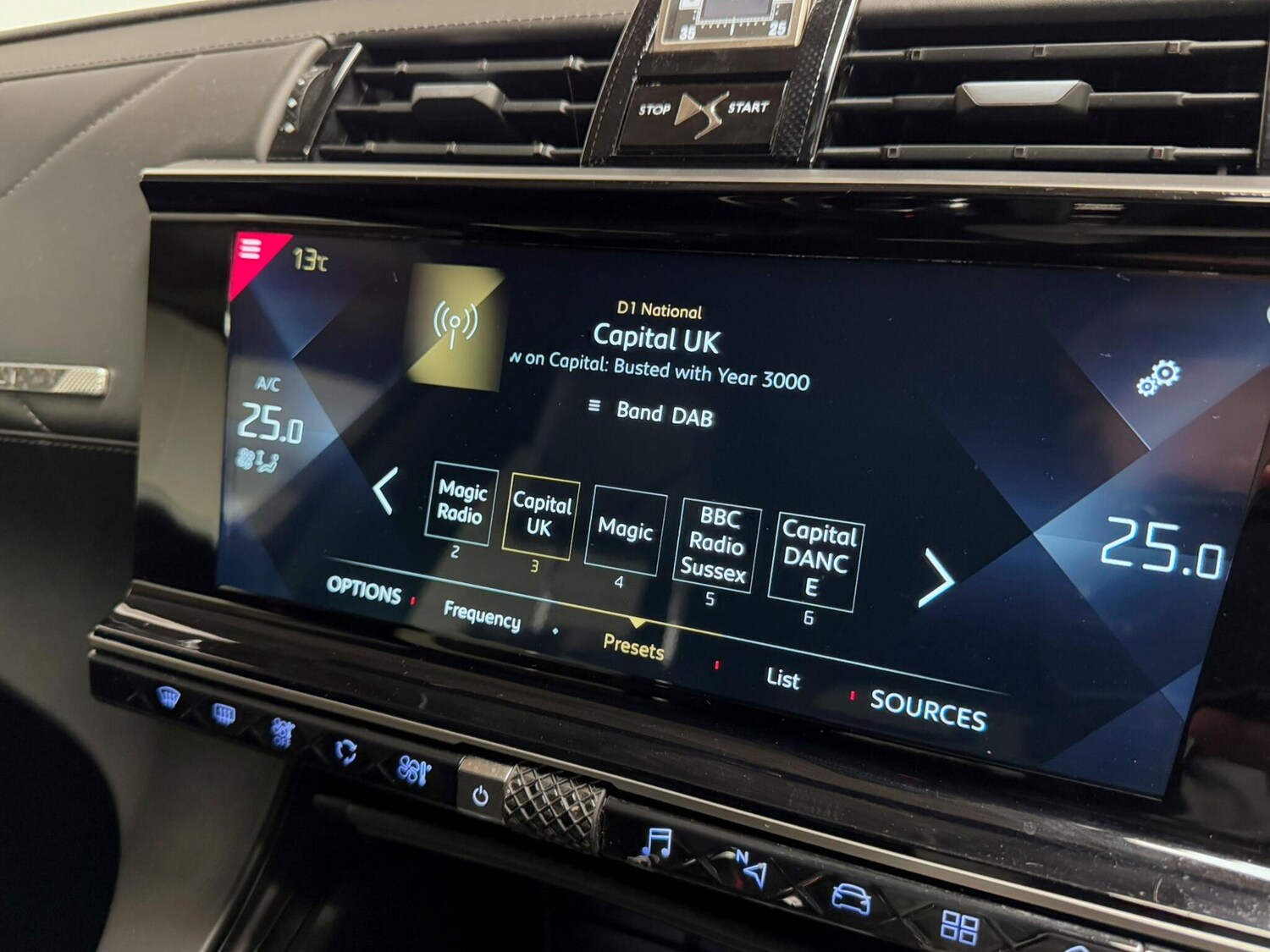 Used DS Automobiles DS 7 Crossback 2019 for sale - 76259757: Photo 43