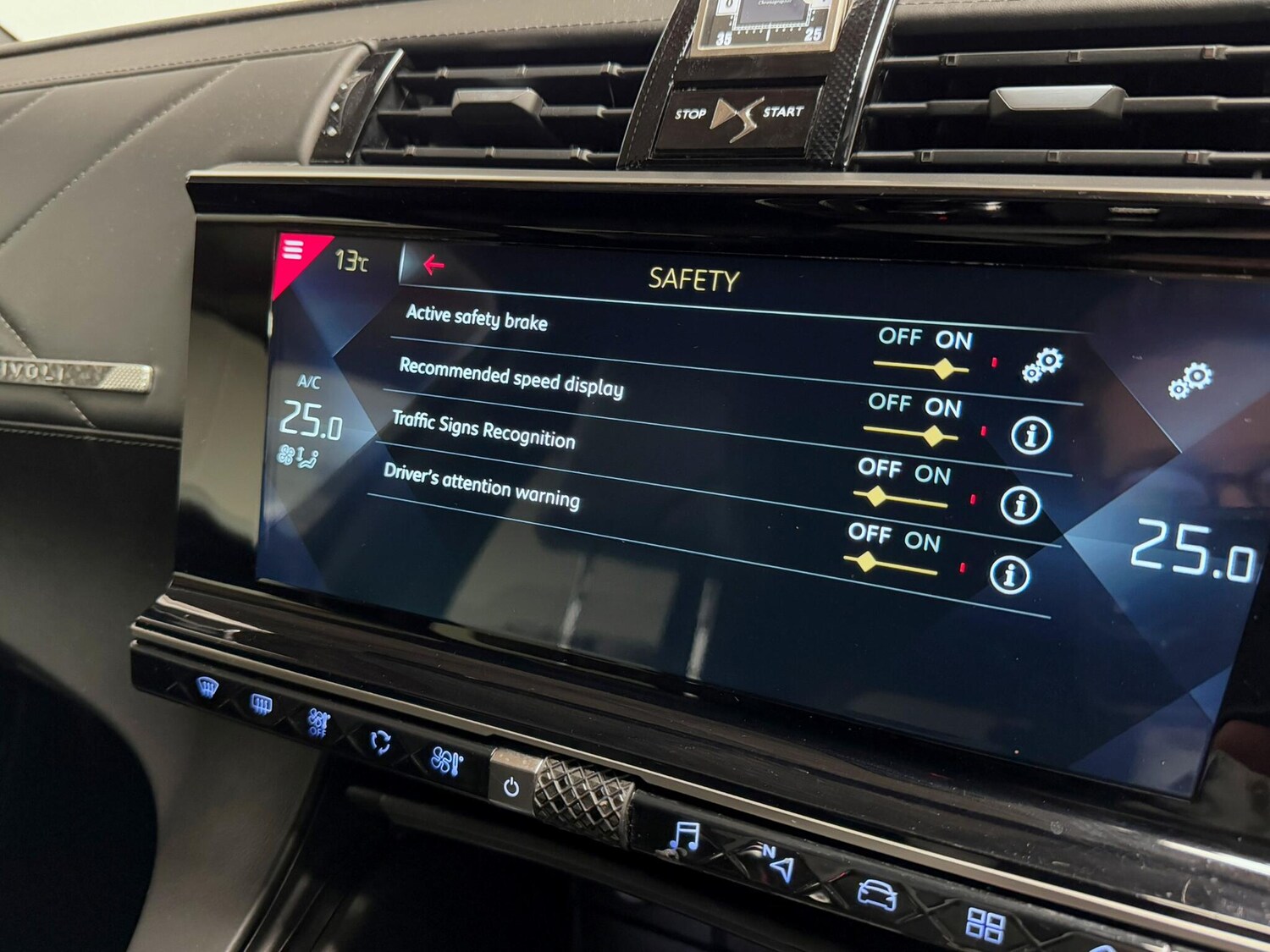 Used DS Automobiles DS 7 Crossback 2019 for sale - 76259757: Photo 49