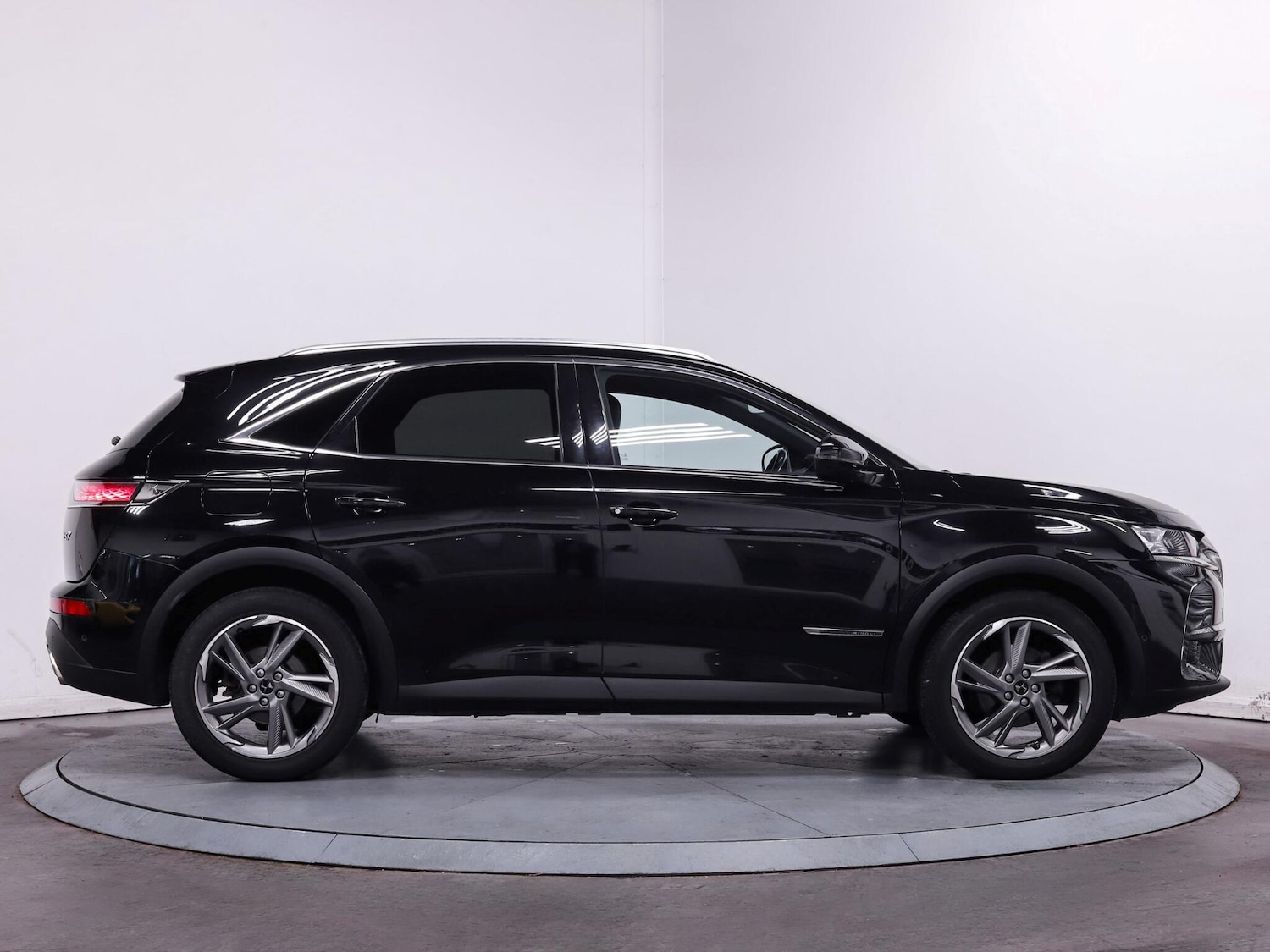Used DS Automobiles DS 7 Crossback 2019 for sale - 76259757: Photo 8