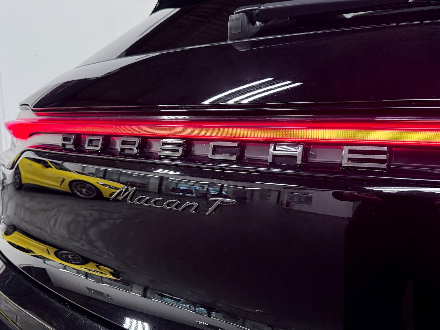 Used Porsche Macan 2022 for sale - 76573000: Photo 12