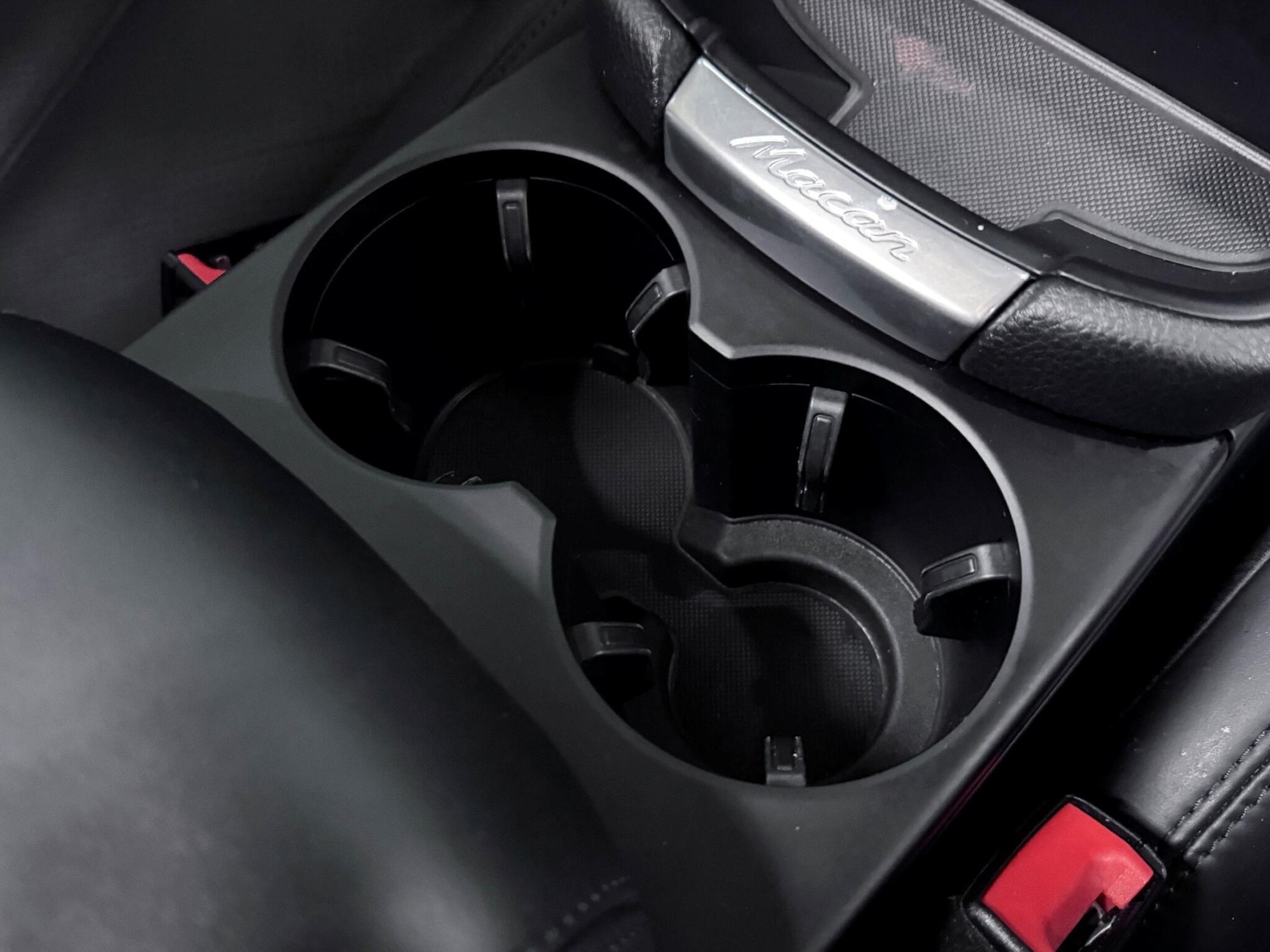 Used Porsche Macan 2022 for sale - 76573000: Photo 32