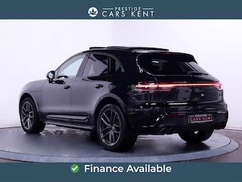 Used Porsche Macan 2022 for sale - 76573000: Photo