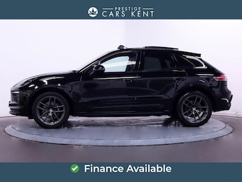 Used Porsche Macan 2022 for sale - 76573000: Photo