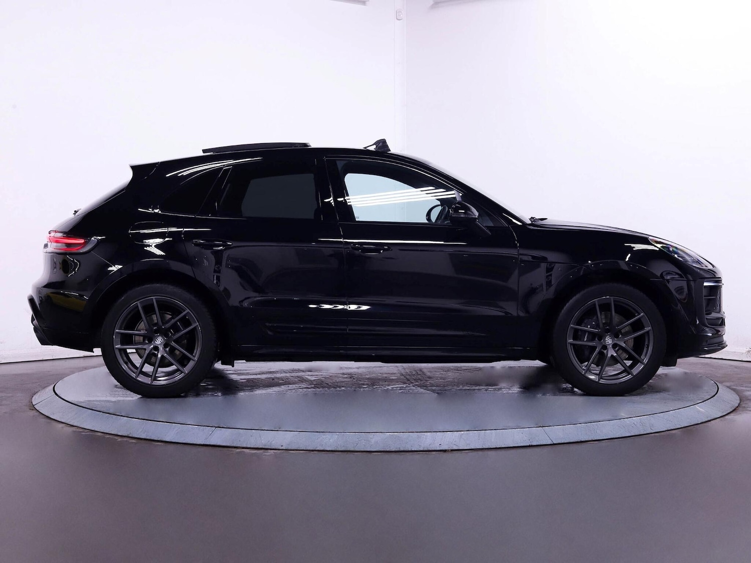 Used Porsche Macan 2022 for sale - 76573000: Photo 8