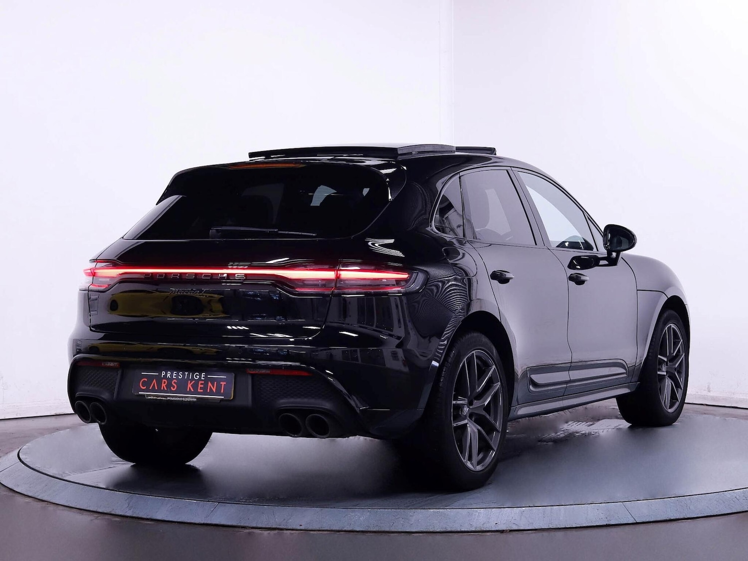 Used Porsche Macan 2022 for sale - 76573000: Photo 9
