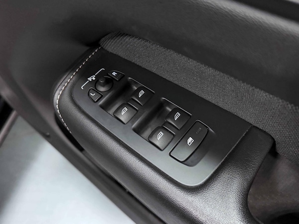 Used Volvo XC60 2021 for sale - 75401941: Photo 17