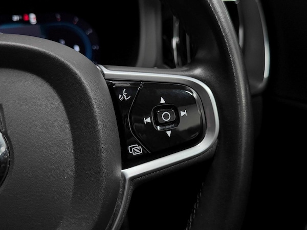 Used Volvo XC60 2021 for sale - 75401941: Photo 37