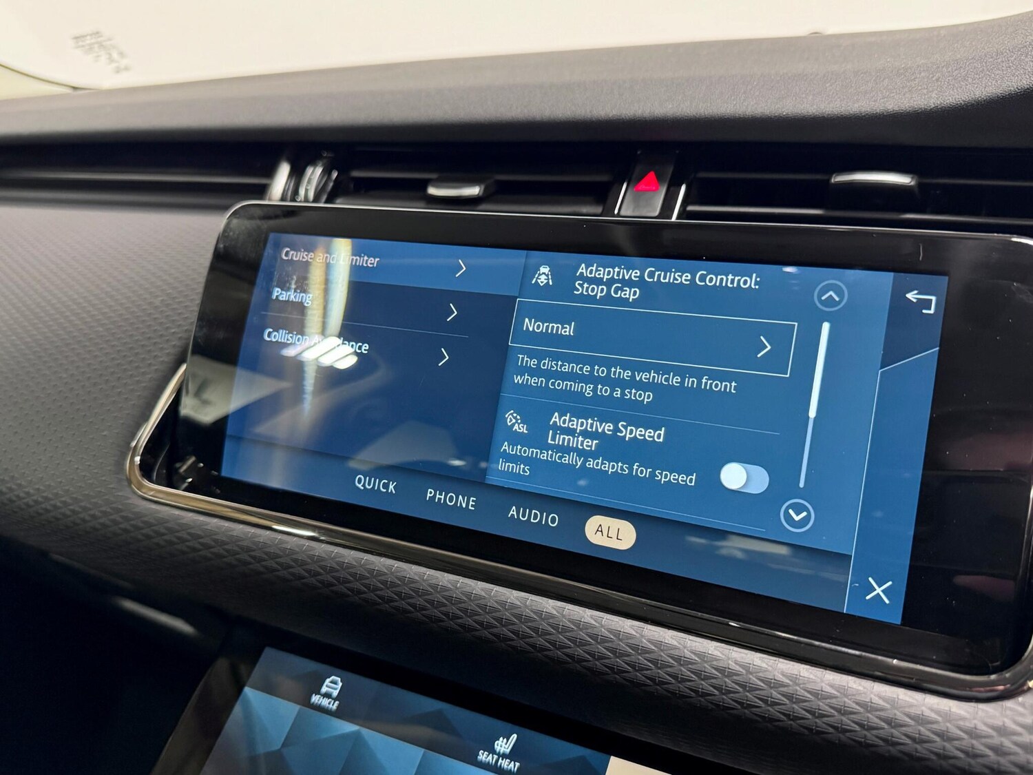 Used Land Rover Range Rover Evoque 2022 for sale - 76458114: Photo 43