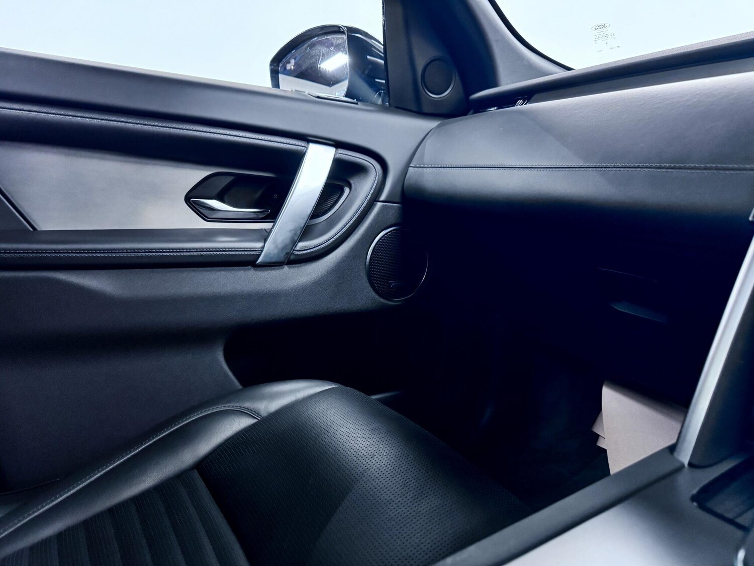 Used Land Rover Discovery Sport 2024 for sale - 78086770: Photo 30