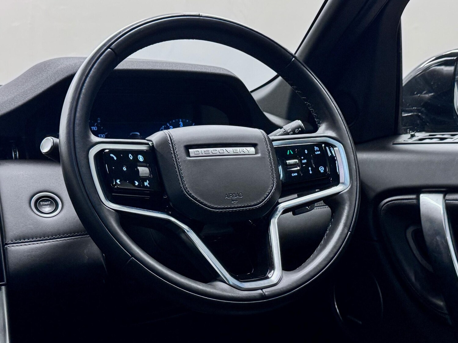 Used Land Rover Discovery Sport 2024 for sale - 78086770: Photo 35