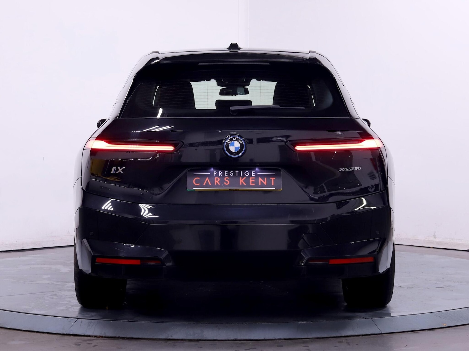 Used BMW iX 2023 for sale - 76389167: Photo 11