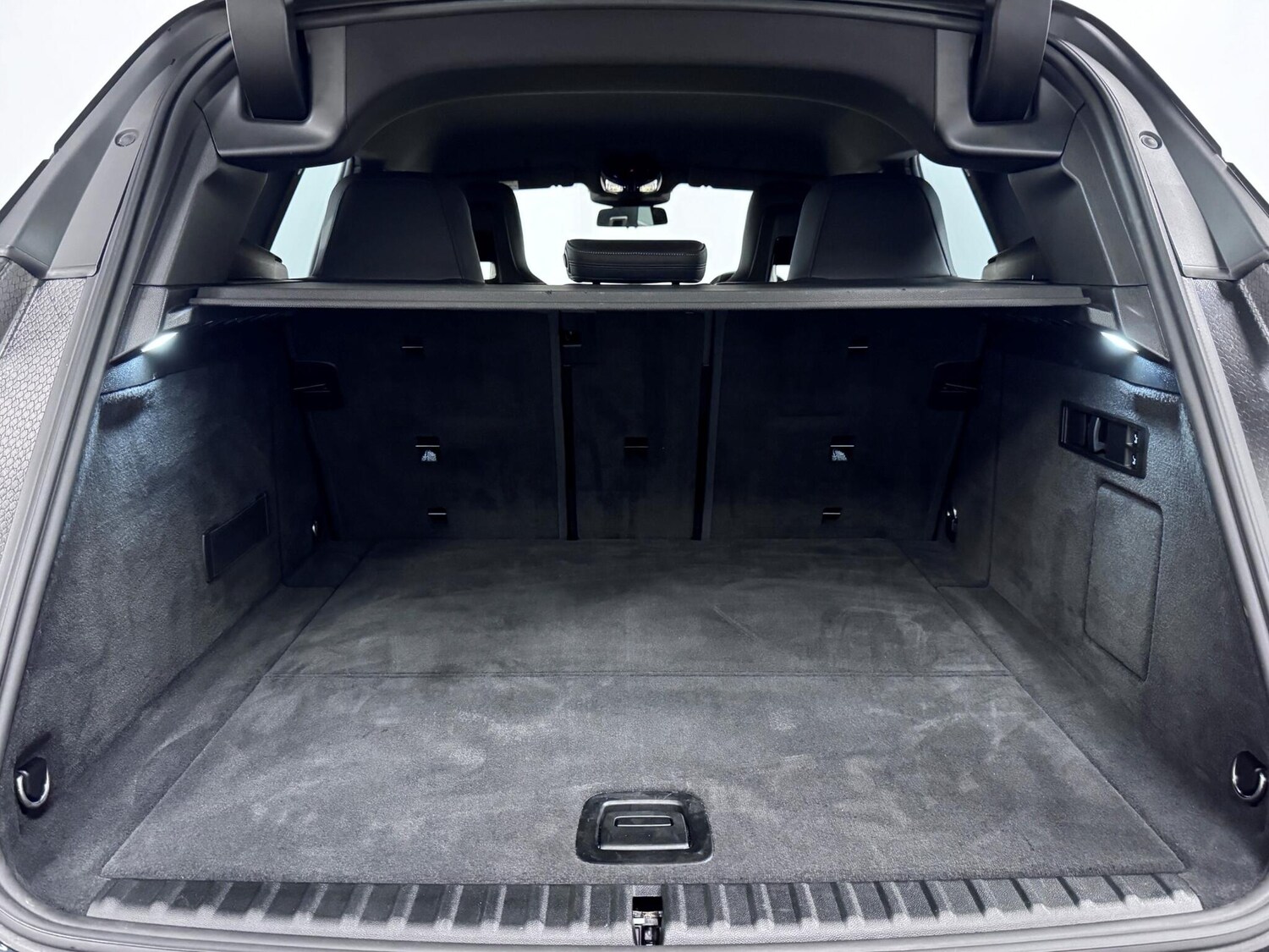 Used BMW iX 2023 for sale - 76389167: Photo 12