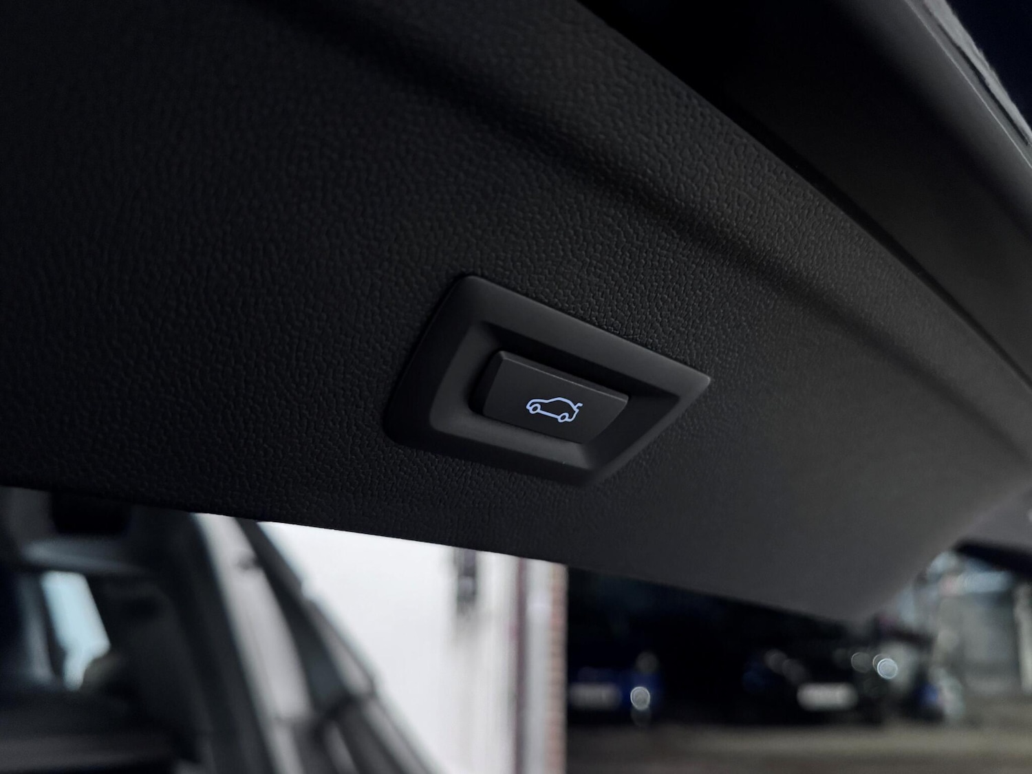 Used BMW iX 2023 for sale - 76389167: Photo 13