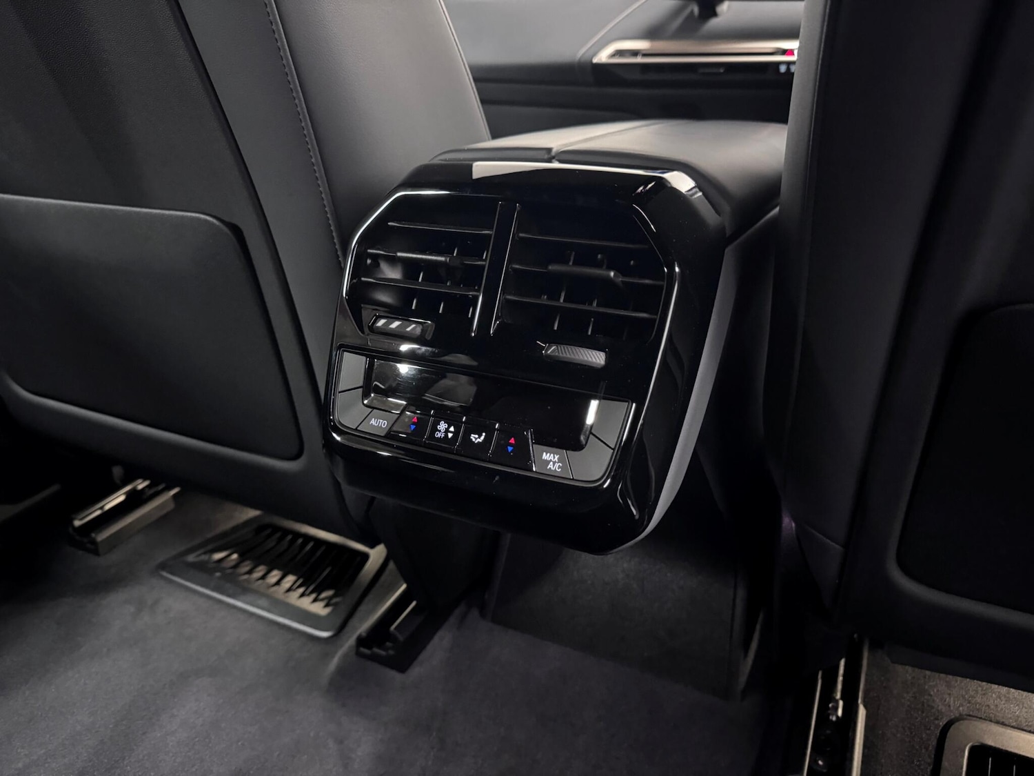 Used BMW iX 2023 for sale - 76389167: Photo 27