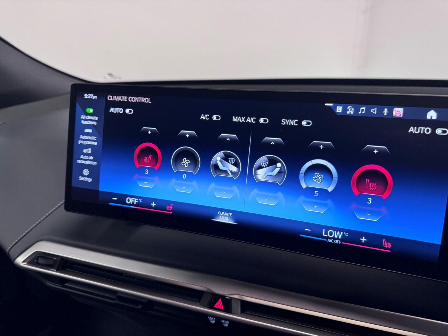 Used BMW iX 2023 for sale - 76389167: Photo 43