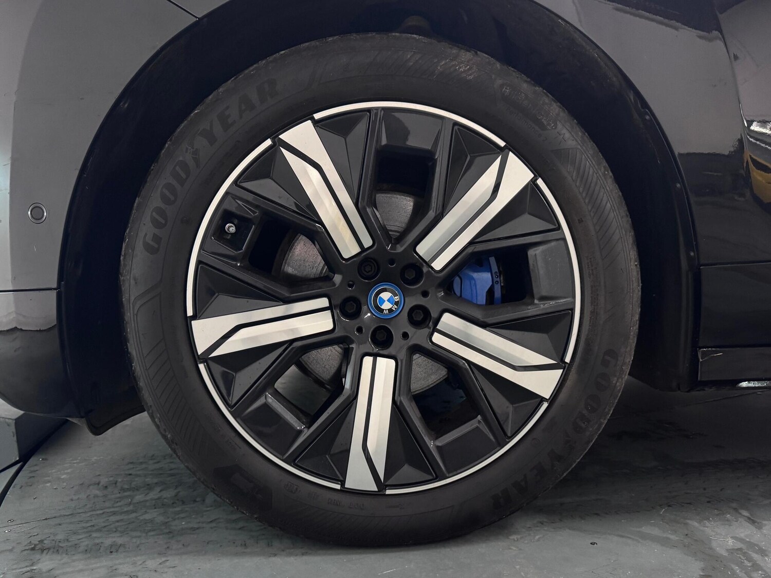 Used BMW iX 2023 for sale - 76389167: Photo 60