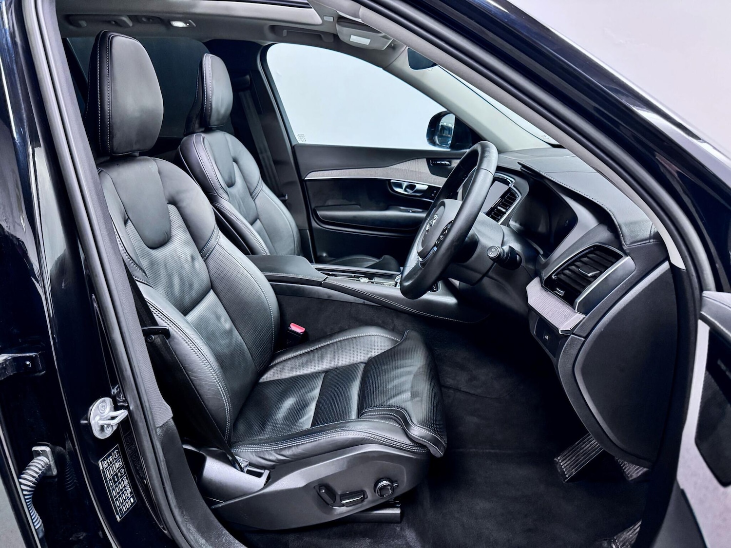 Used Volvo XC90 2022 for sale - 78086168: Photo 26