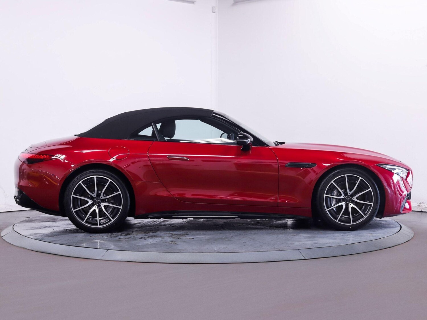 Used Mercedes-Benz SL 2023 for sale - 77351847: Photo 14