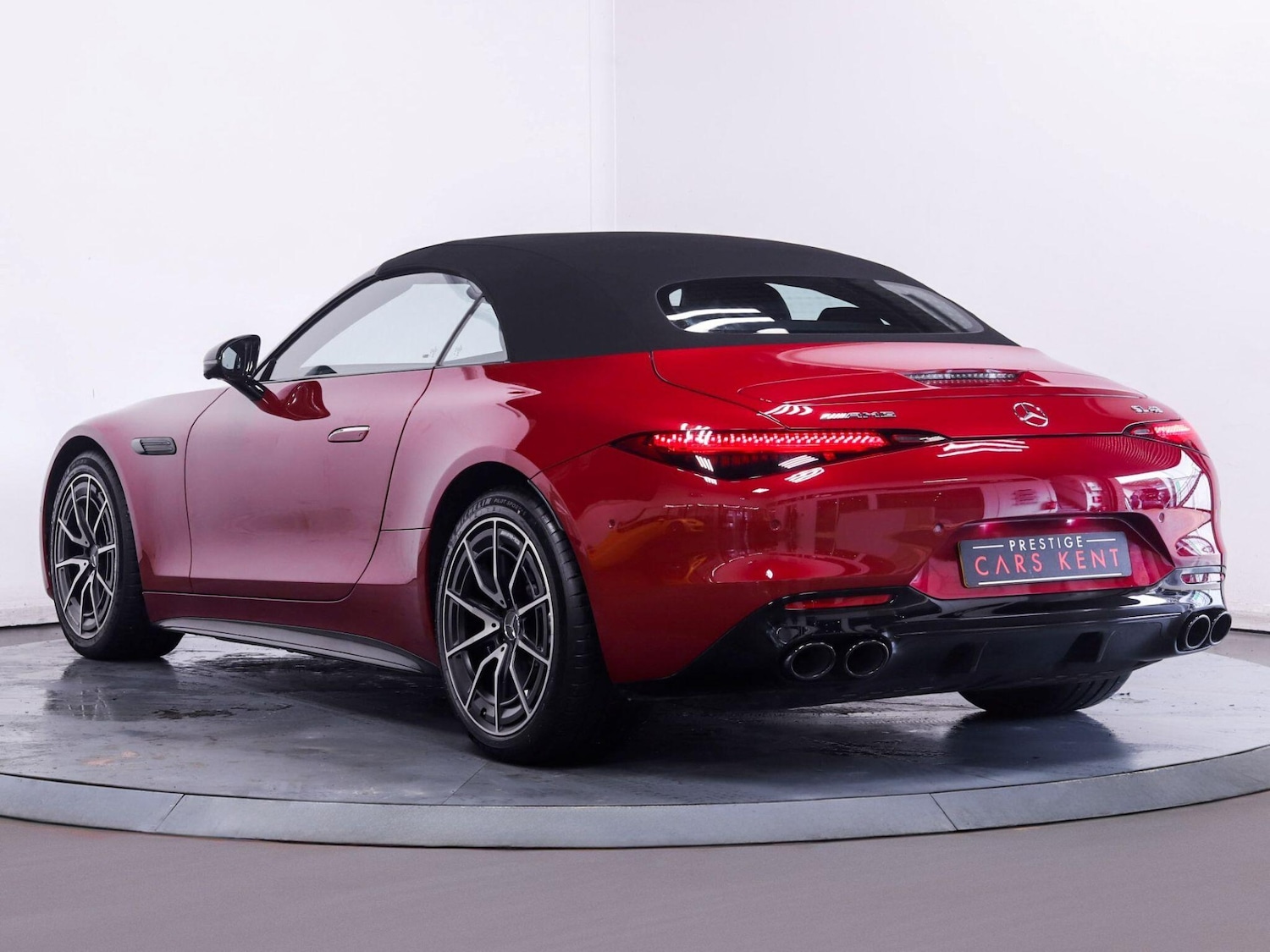 Used Mercedes-Benz SL 2023 for sale - 77351847: Photo 3