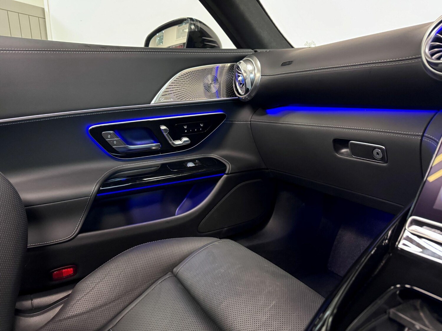 Used Mercedes-Benz SL 2023 for sale - 77351847: Photo 36