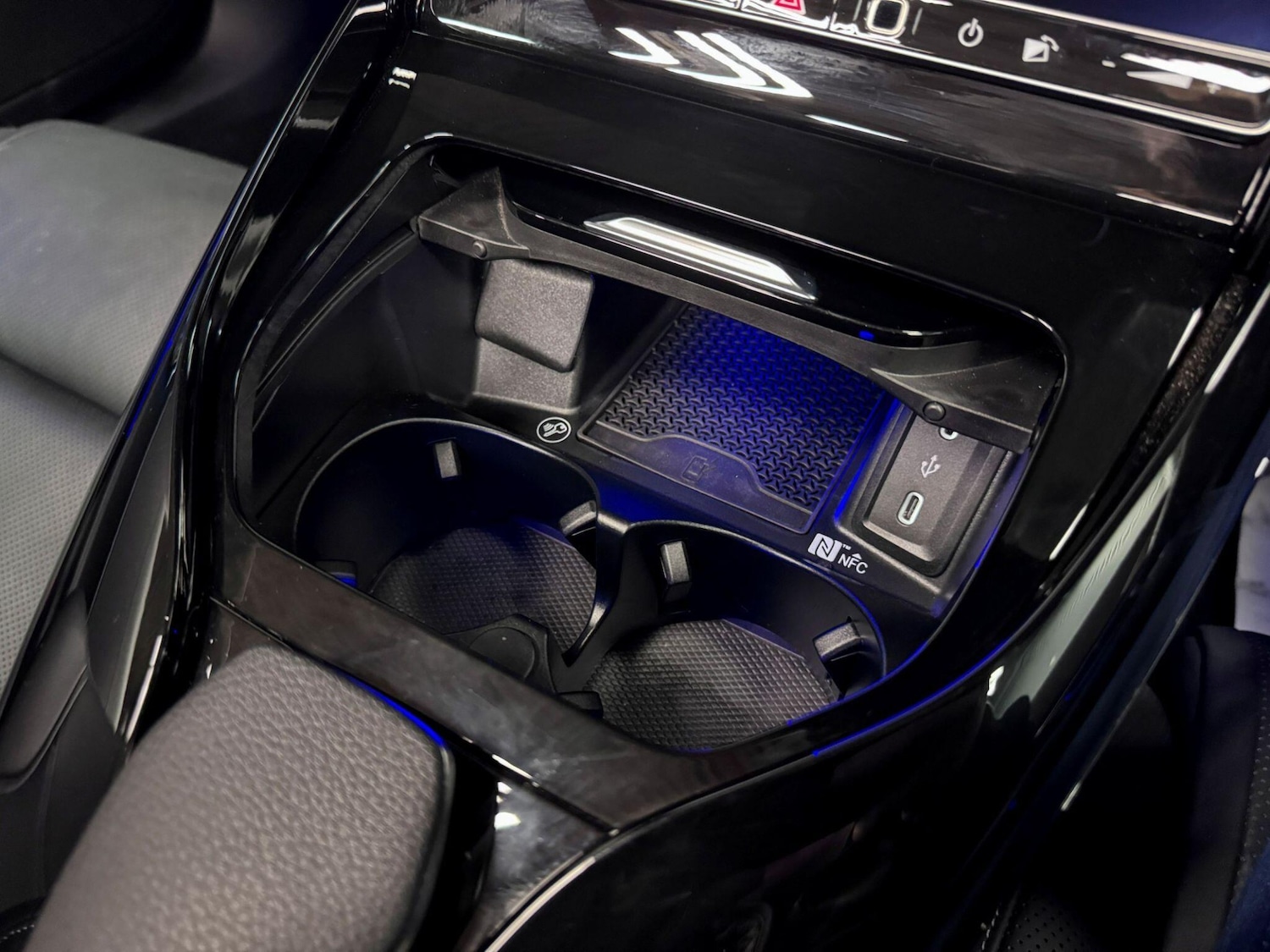 Used Mercedes-Benz SL 2023 for sale - 77351847: Photo 37