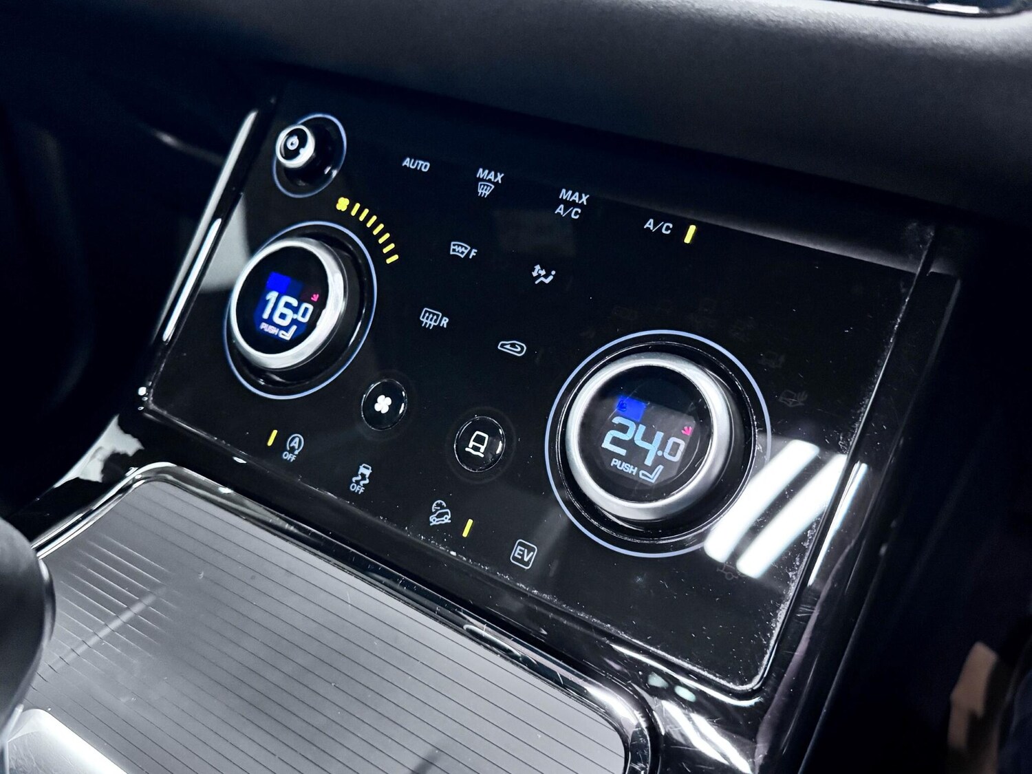 Used Land Rover Range Rover Evoque 2022 for sale - 77993586: Photo 33