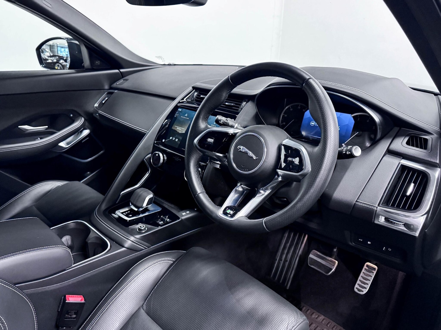 Used Jaguar E-Pace 2022 for sale - 77254672: Photo 21