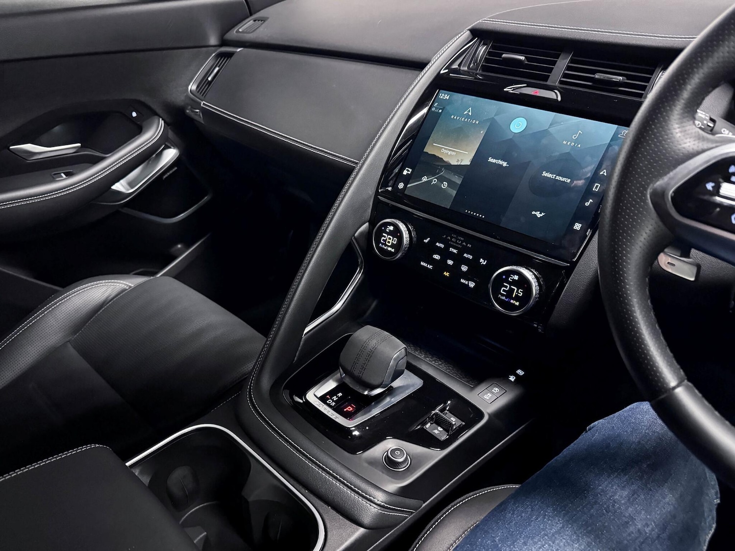 Used Jaguar E-Pace 2022 for sale - 77254672: Photo 28