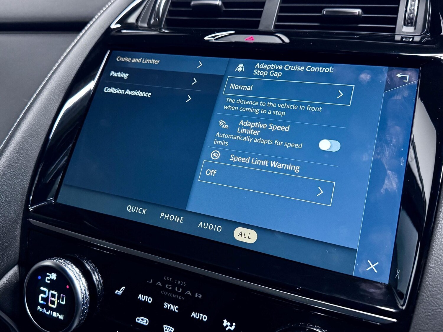 Used Jaguar E-Pace 2022 for sale - 77254672: Photo 45