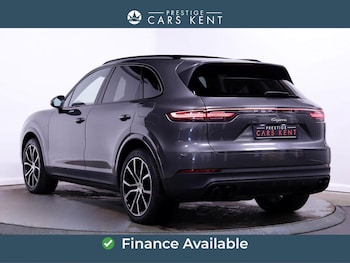 Used Porsche Cayenne 2021 for sale - 77970152: Photo