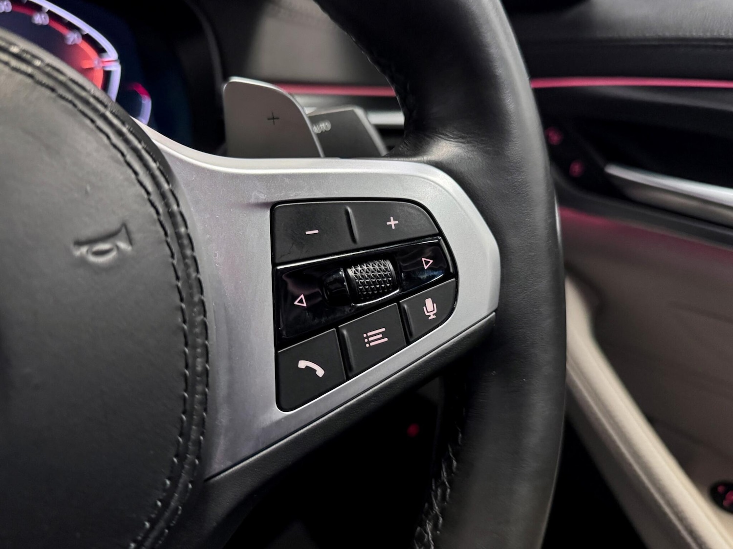 Used BMW 5 Series 2020 for sale - 77109085: Photo 40