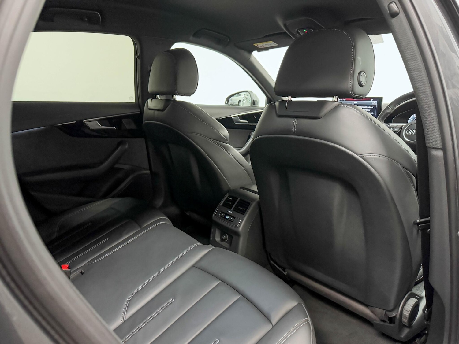Used Audi A4 2022 for sale - 76013631: Photo 21