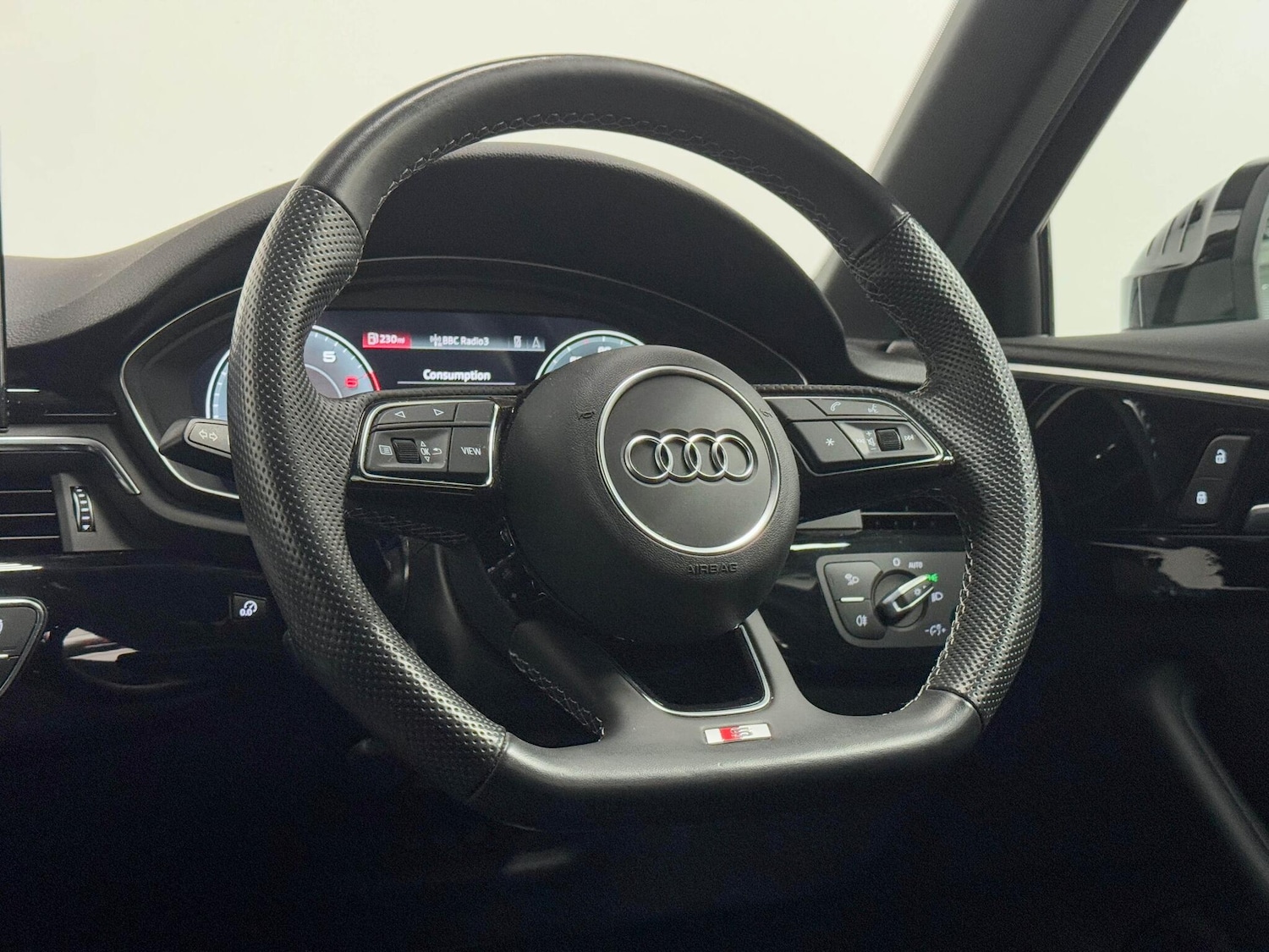 Used Audi A4 2022 for sale - 76013631: Photo 26