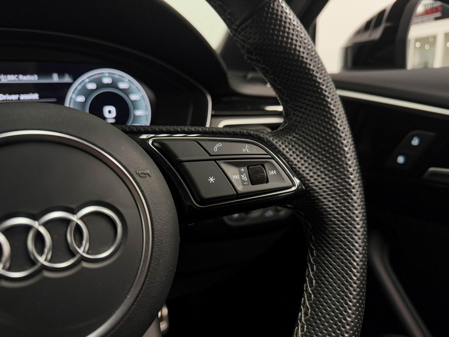 Used Audi A4 2022 for sale - 76013631: Photo 31