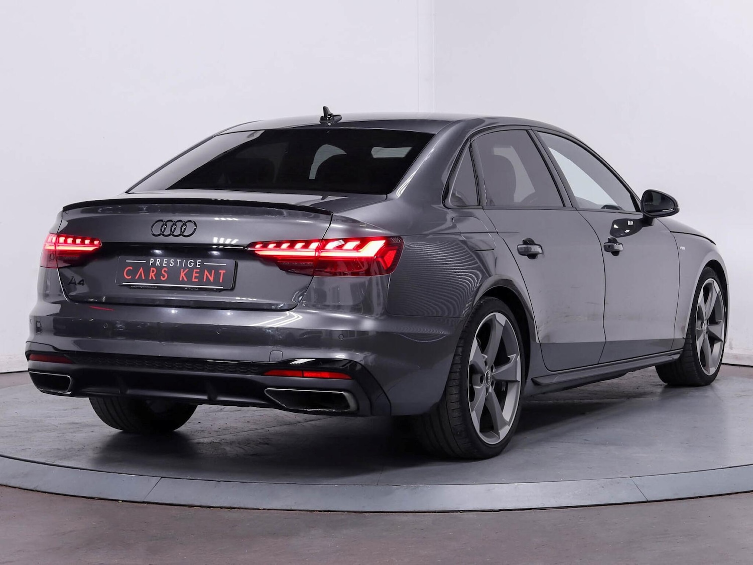 Used Audi A4 2022 for sale - 76013631: Photo 9