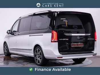 Used Mercedes-Benz V-Class 2022 for sale - 77315055: Photo