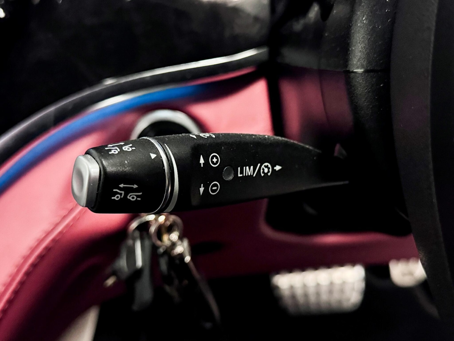 Used Mercedes-Benz V-Class 2022 for sale - 77315055: Photo 40