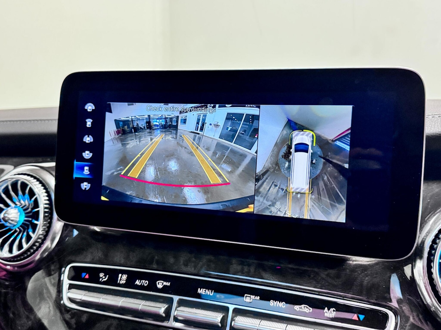 Used Mercedes-Benz V-Class 2022 for sale - 77315055: Photo 46