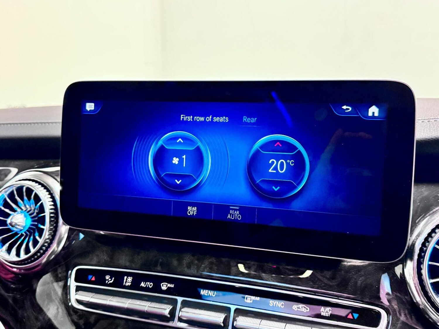 Used Mercedes-Benz V-Class 2022 for sale - 77315055: Photo 51