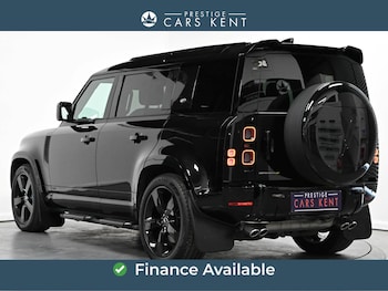 Used Land Rover Defender 2021 for sale - 79034455: Photo