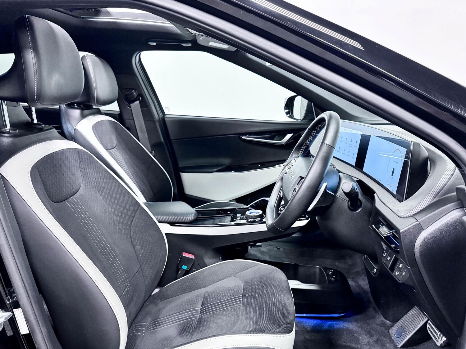 Used Kia EV6 2024 for sale - 77387307: Photo 23