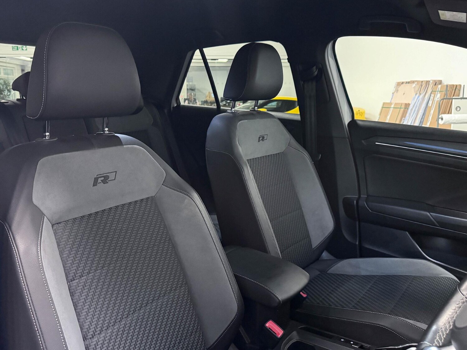 Used Volkswagen T-Roc 2021 for sale - 76742505: Photo 18