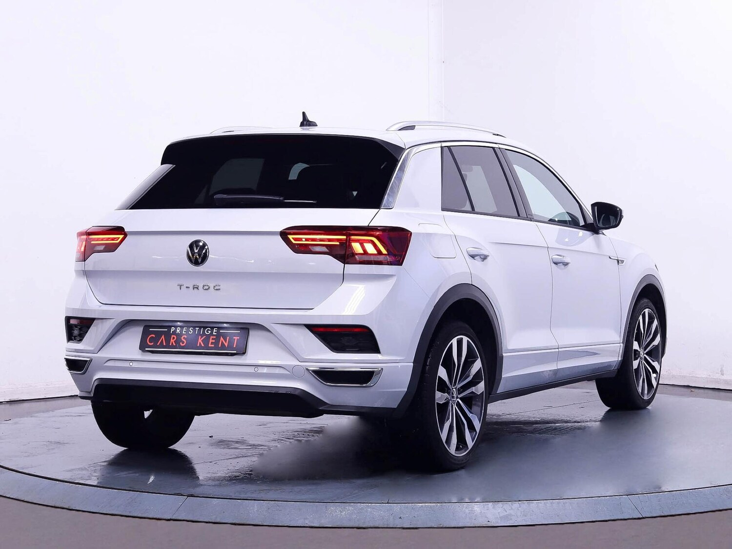Used Volkswagen T-Roc 2021 for sale - 76742505: Photo 9